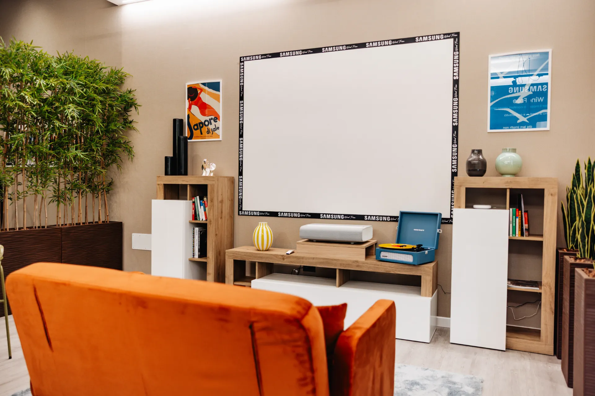 AI HOME-14
